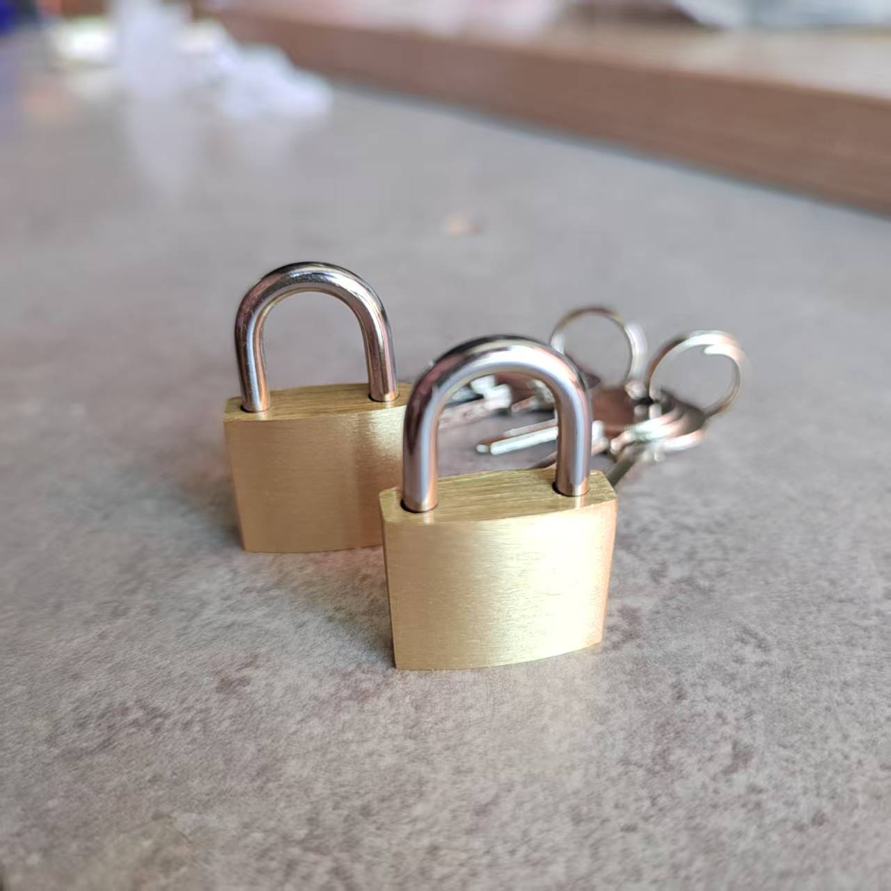Brass Padlock with Keys, Small – Letter Opener Brass Bewertung und Preis
